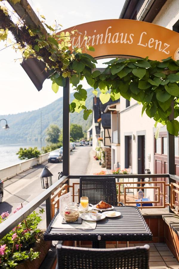 Weinhaus Lenz Hotel Briedern Екстериор снимка
