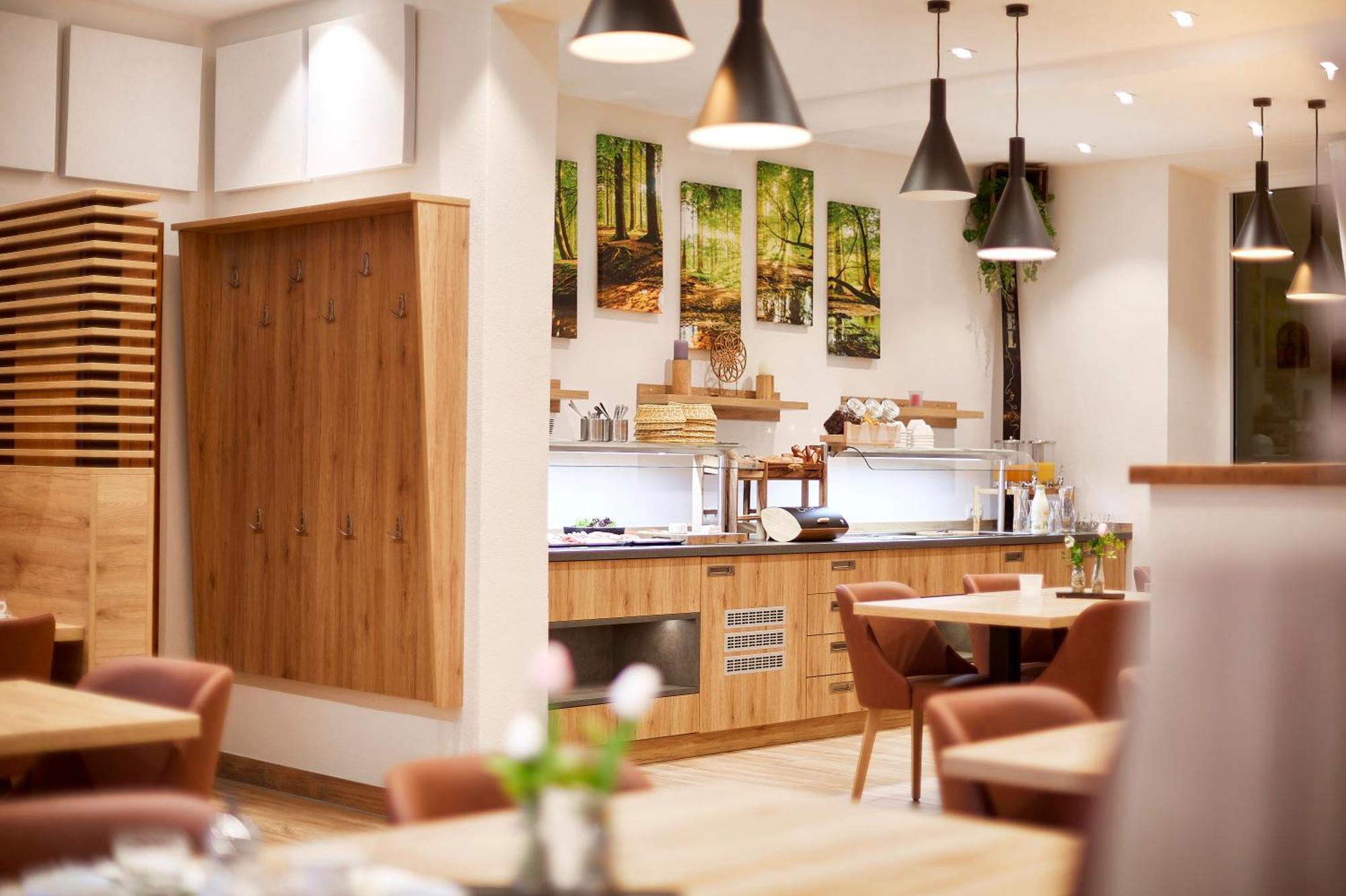 Weinhaus Lenz Hotel Briedern Екстериор снимка
