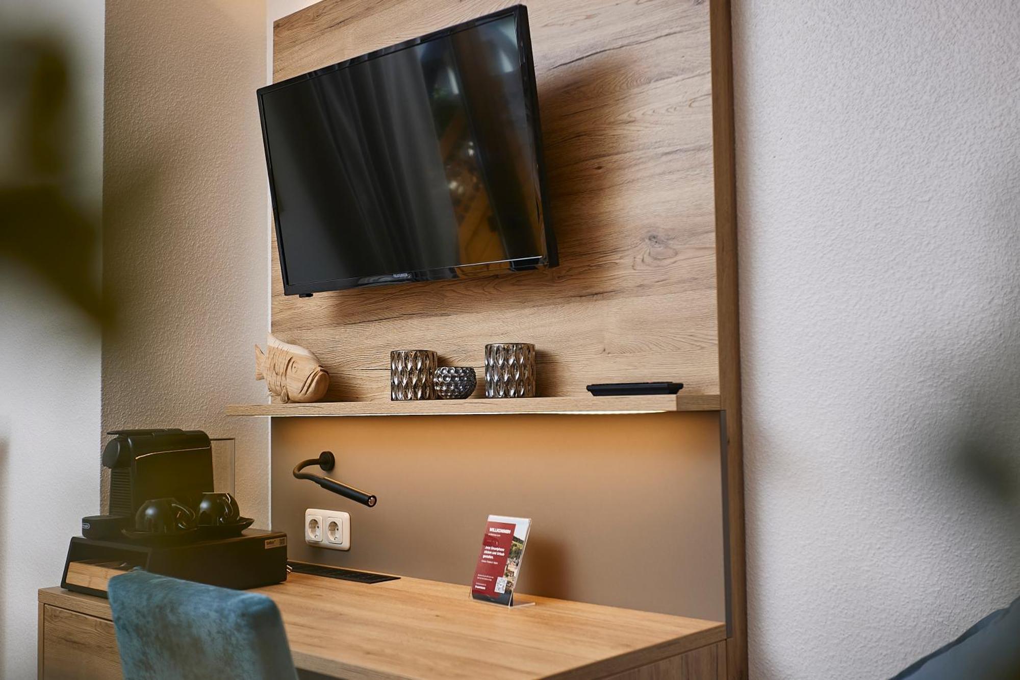 Weinhaus Lenz Hotel Briedern Екстериор снимка